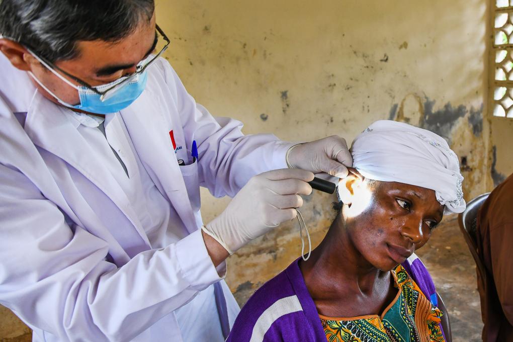 Santé pour tous : La 25e mission médicale chinoise soulage les populations de Ngat-Bane
